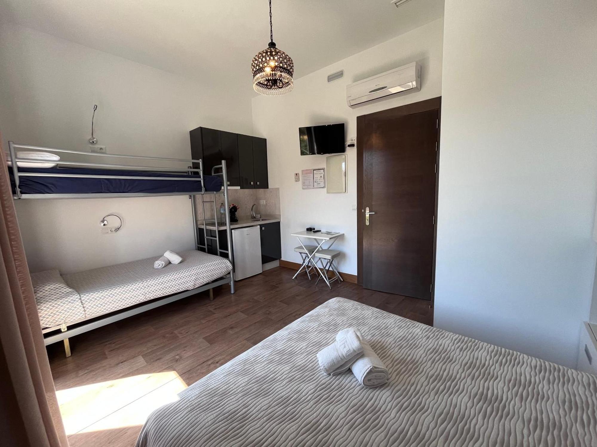 Balcones De Bentomiz Aparthotel Velez Malaga Ngoại thất bức ảnh